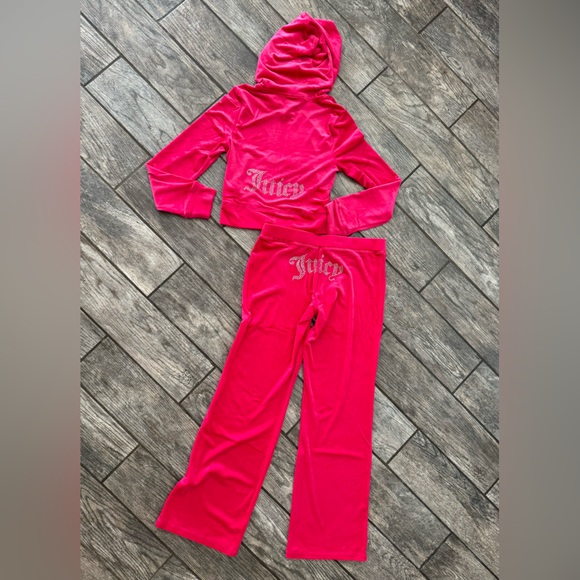 Juicy Couture Pants - Juicy Couture Hot Pink Velour Hoodie & Pants Set
